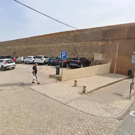 Cacador * Lagos